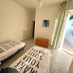 Cuorea House Ideale Per Bikers Lägenhet Loano