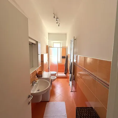 Cuorea House Ideale Per Bikers * 洛阿诺